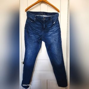 Michael Kors Izzyskinny Jeans Size 10 (used)